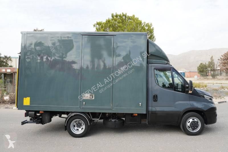 Furgoneta Iveco