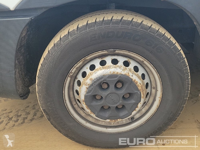 Furgoneta Iveco 35S11