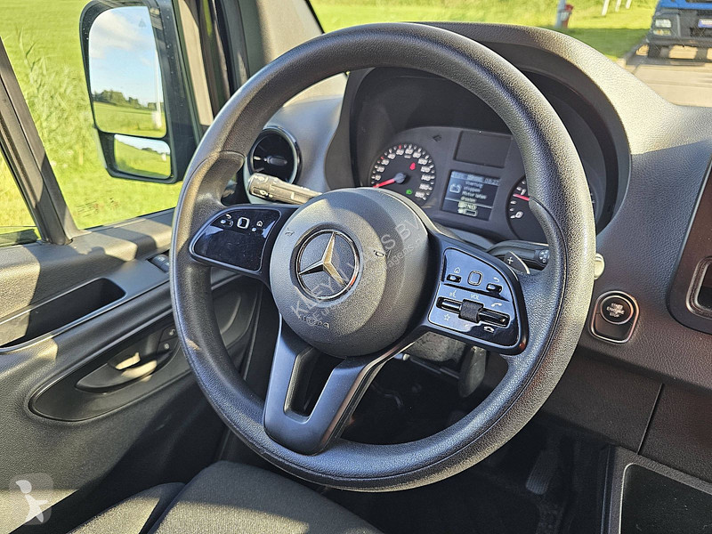 Autoutilitară Mercedes 214 L2H1 Navi Trekhaak