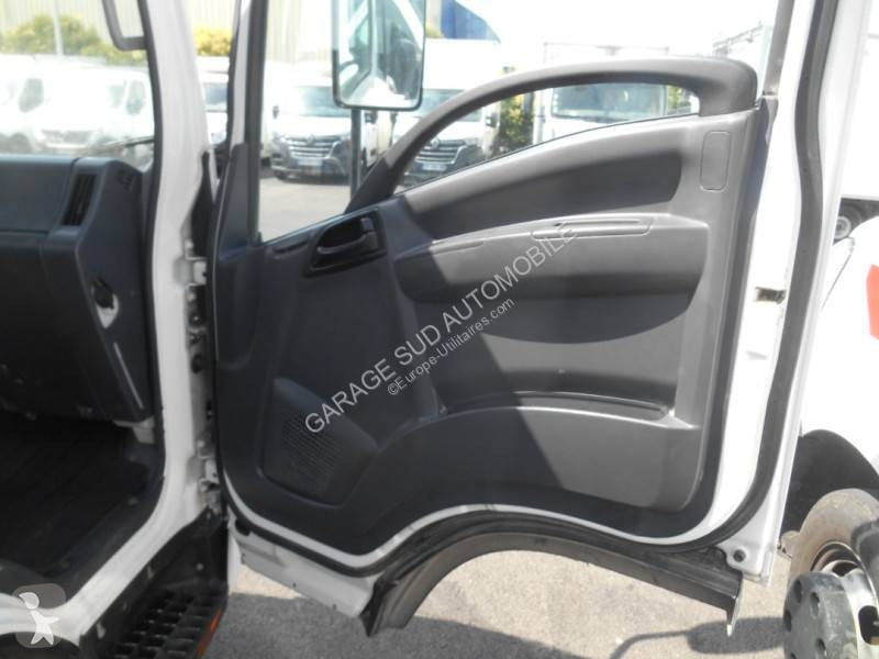 Véhicule utilitaire Isuzu