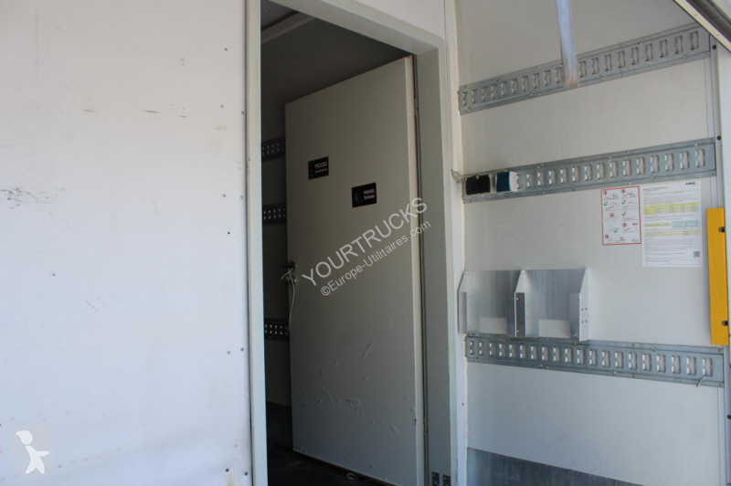 Camion Mercedes 824 Koffer Schlafkabine nur...
