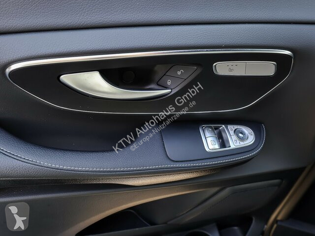 Bedrijfswagen Mercedes