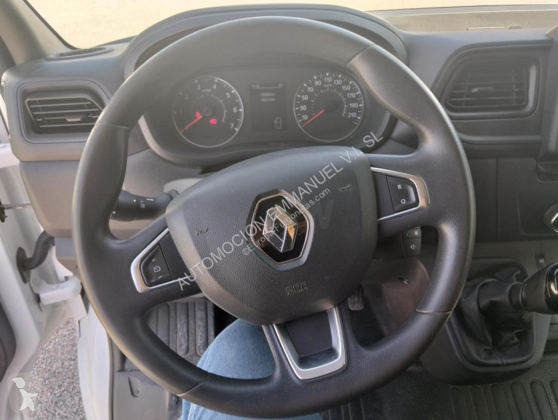 Autoutilitară Renault 2.3 DCI 150