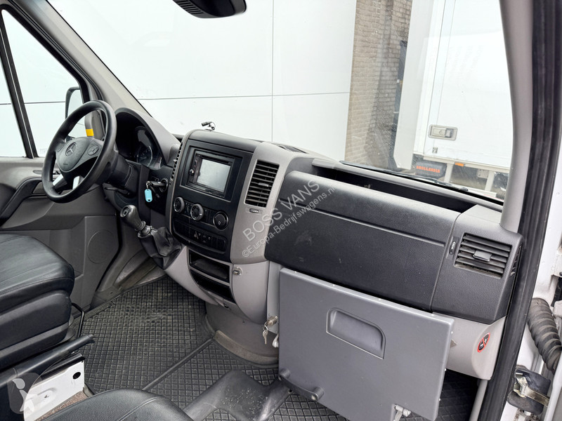 Autoutilitară Mercedes 316 2.2 CDI L2H2 Airco...