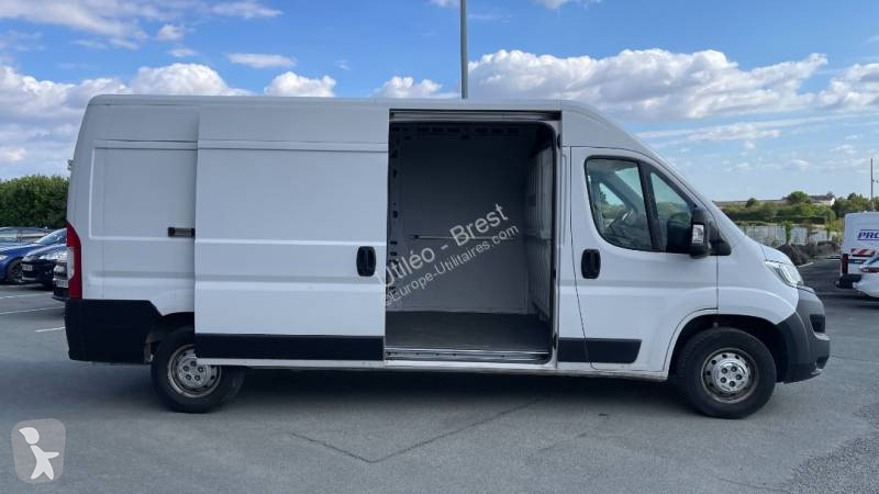 Véhicule utilitaire Opel HDI 140