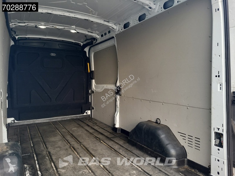 Furgoneta Ford 130pk L3H2 Trekhaak Airco Cruise...