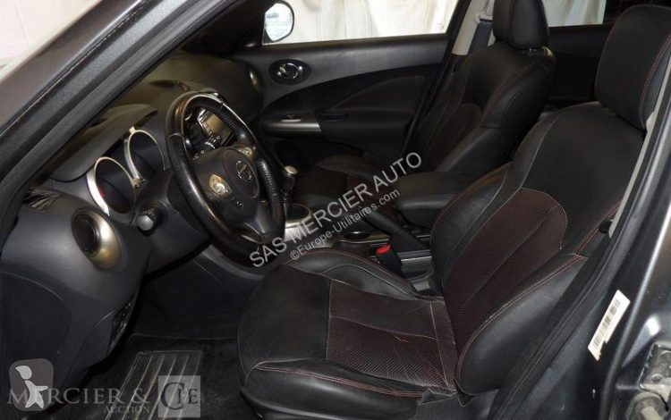 Autoutilitară Nissan