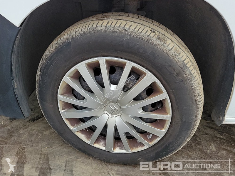 Veicolo commerciale  Berlingo 650