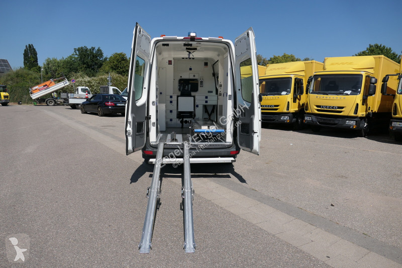 Véhicule utilitaire Mercedes Sprinter 316 CDI...