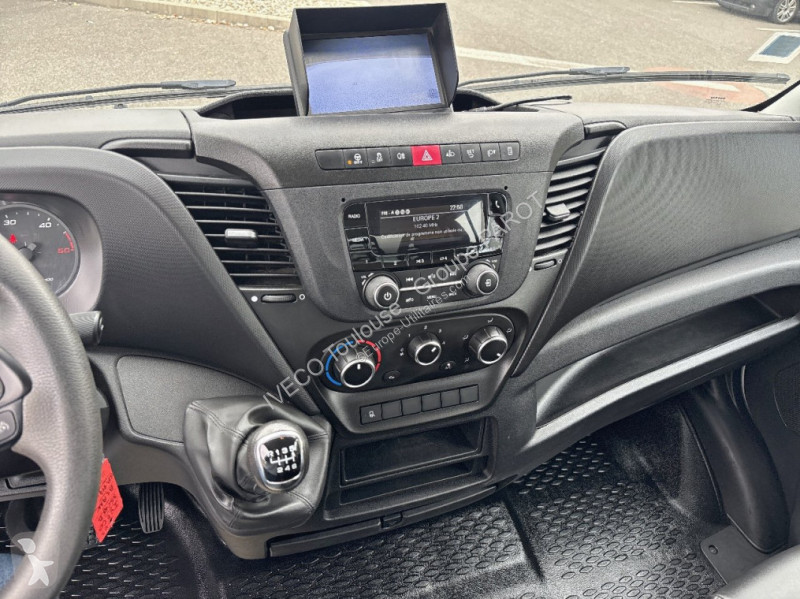 Veicolo commerciale Iveco 35C16H3.0 D...