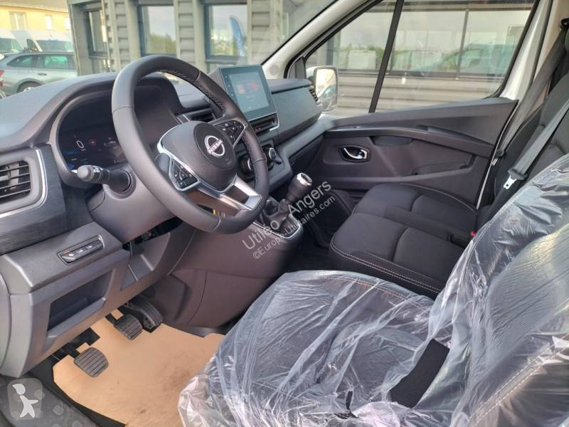 Furgoneta Nissan