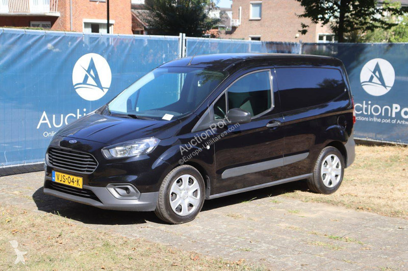 Furgoneta Ford Courier