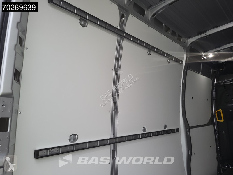 Varevogn Iveco 35C21 3.0L 210PK Automaat 2x...