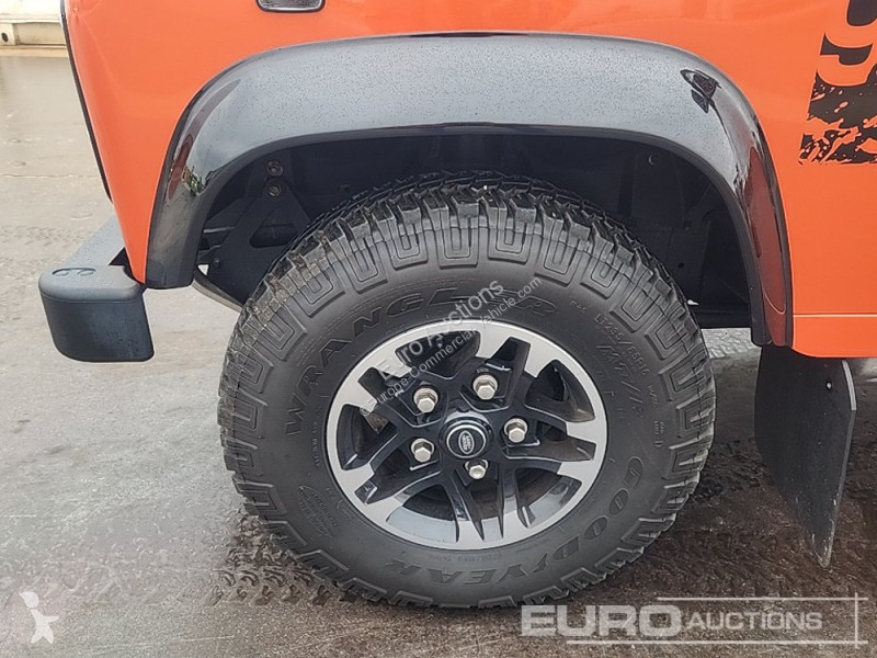 Autoutilitară  Defender
