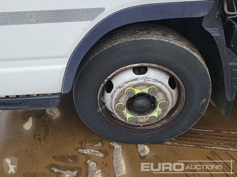 Véhicule utilitaire Mitsubishi