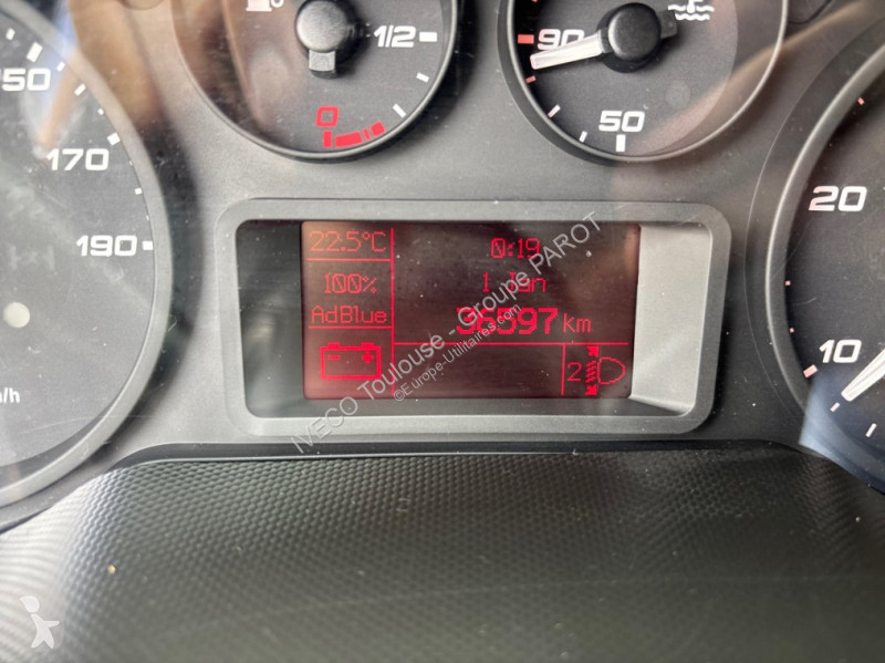 Nyttofordon Iveco 35C16H3.0 empattement 4100