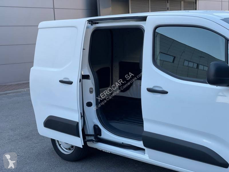 Véhicule utilitaire Toyota City 1.5D-4D 100HP 3L