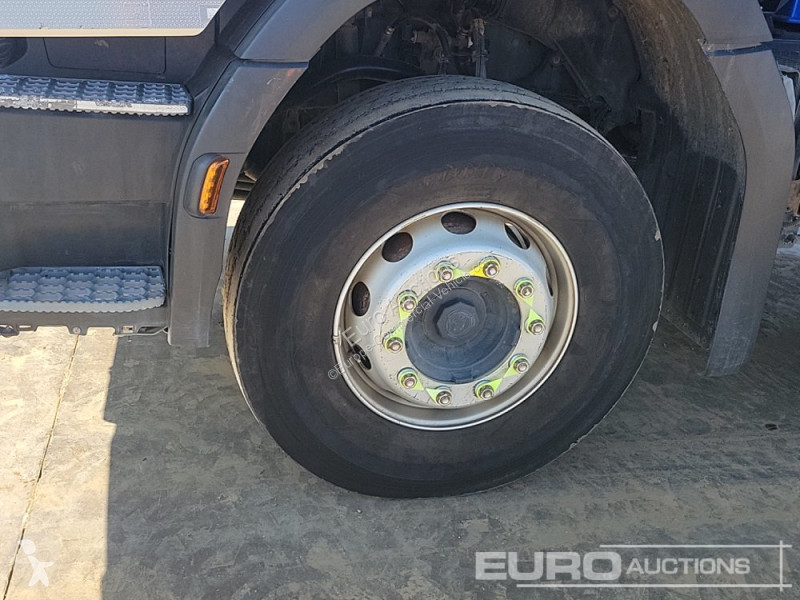Bedrijfswagen  P410XT