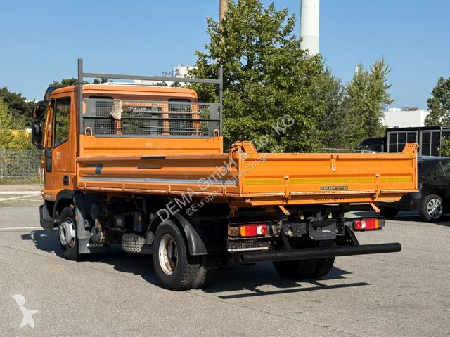 Véhicule utilitaire Iveco...
