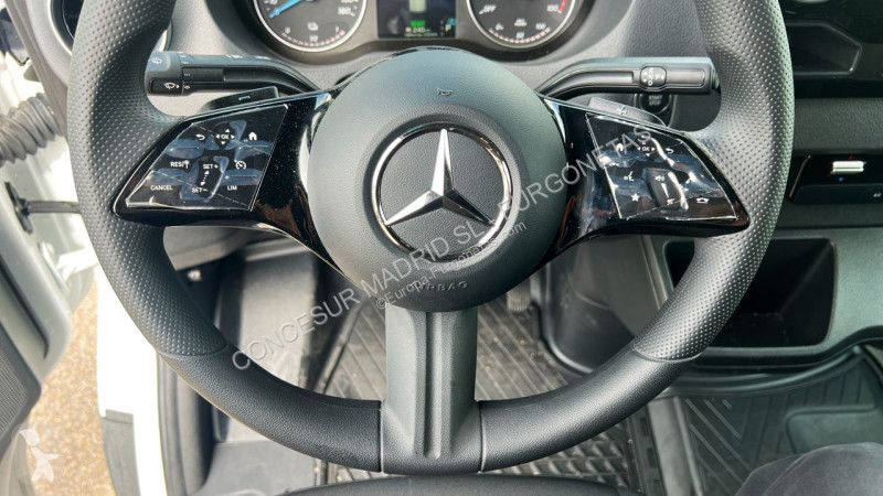 Autoutilitară Mercedes eSprinter pro medio 56kw