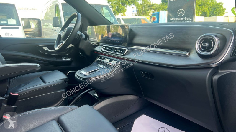 Veicolo commerciale Mercedes 300 d Avantgarde...