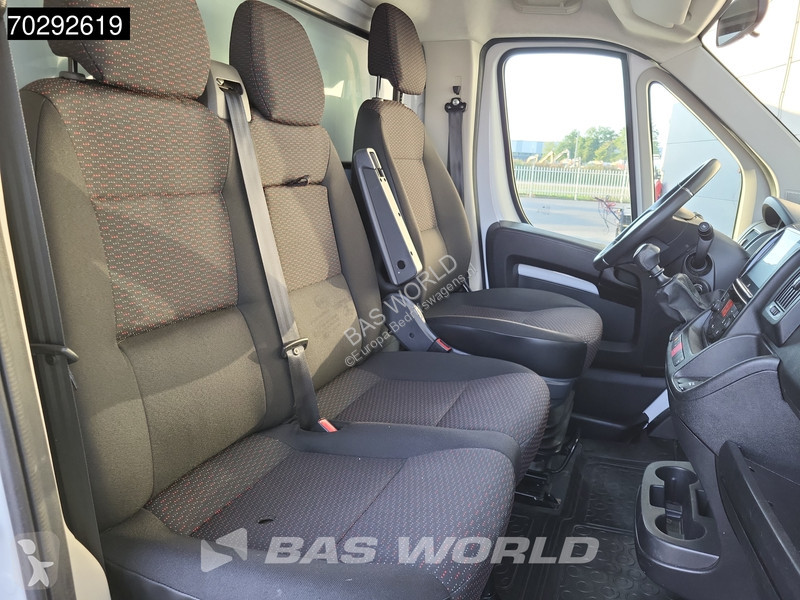Veicolo commerciale Opel 140PK Laadklep...