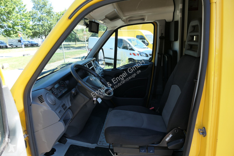 Nyttofordon Iveco Daily 35 S11 C30C AUTOMATIK...