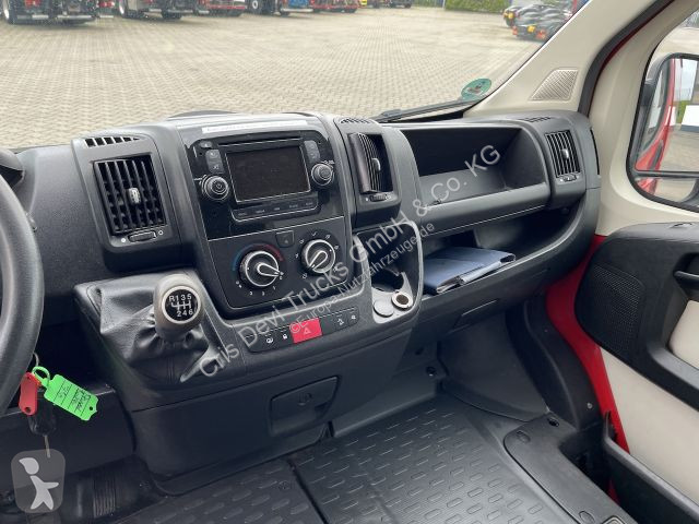 Véhicule utilitaire Peugeot Verkaufsfahrzeug...