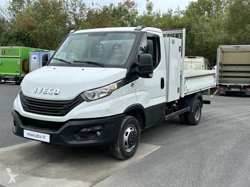Véhicule utilitaire Iveco 35C16 3.0L DAILY...