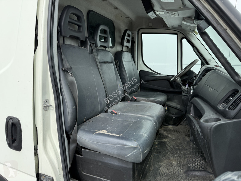 Véhicule utilitaire Iveco 70C17 3.0 **Engine...