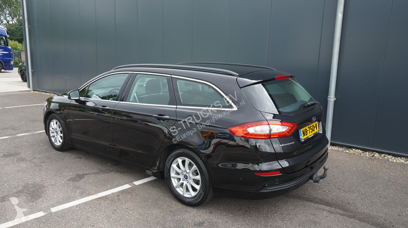Véhicule utilitaire Ford 1.5 TDCi Trend Lease...