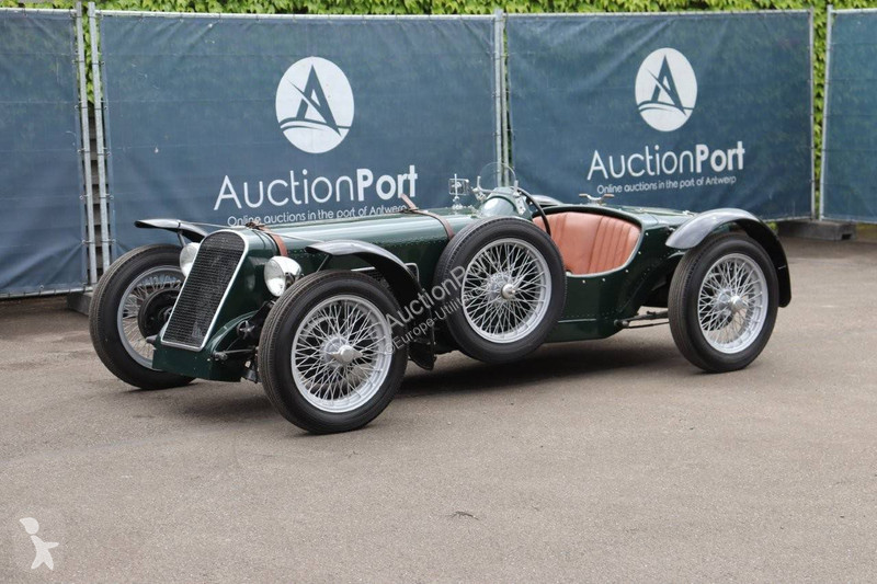 Véhicule utilitaire Chrysler  Roadster
