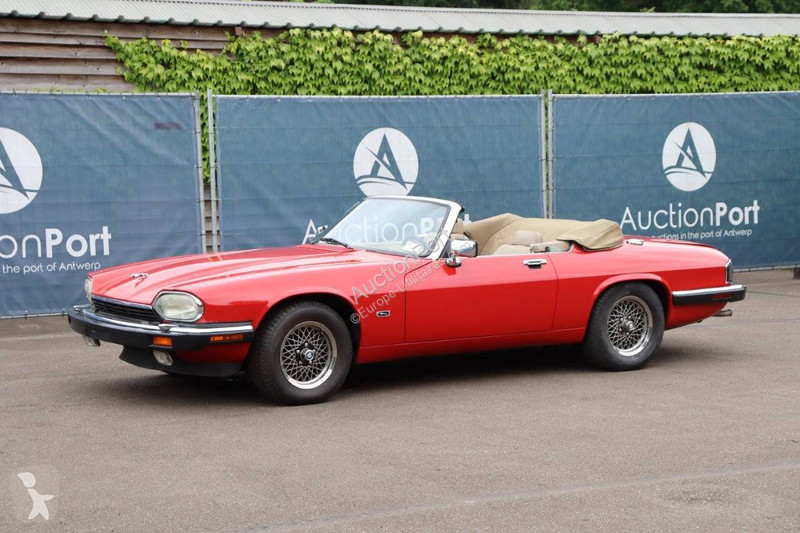 Véhicule utilitaire Jaguar Convertible -S