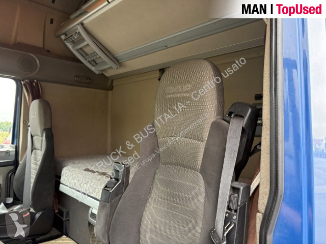 Camion remorque DAF FAN 105 460