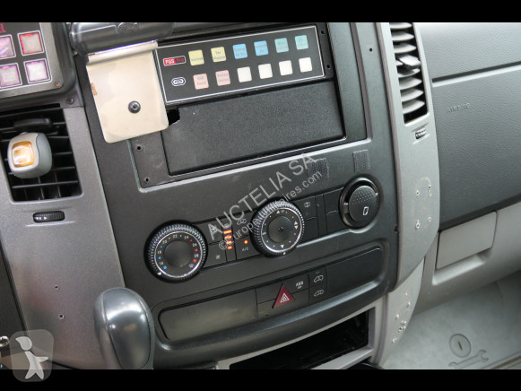 Véhicule utilitaire Mercedes