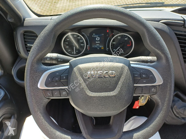 Furgoneta Iveco DAILY 35C14