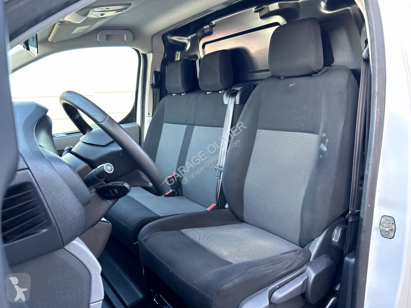 Peugeot 1.6 Bluehdi 95 Premium Pack van