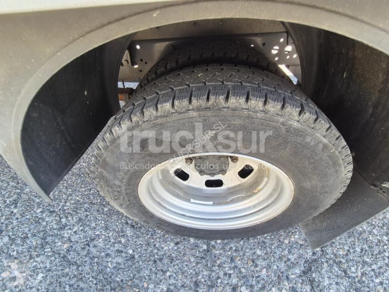 Veicolo commerciale Iveco  DAILY 35C16H