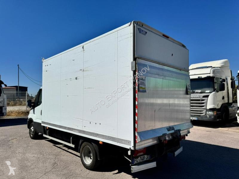 Veicolo commerciale Iveco  35C14 CAISSE HAYON