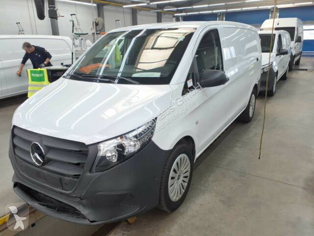 Furgoneta Mercedes Vito KA...