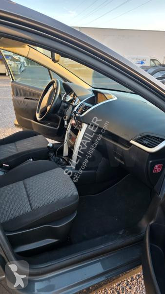 Véhicule utilitaire Peugeot