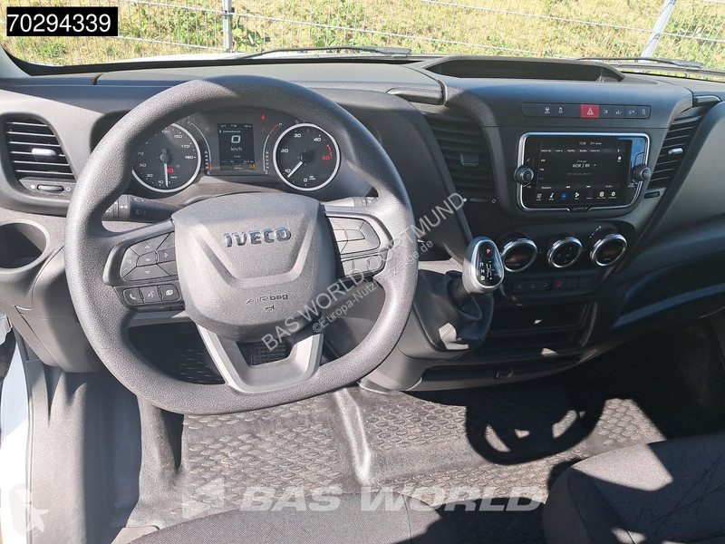 Furgoneta Iveco 35C16 Automatik Ladebordwand...