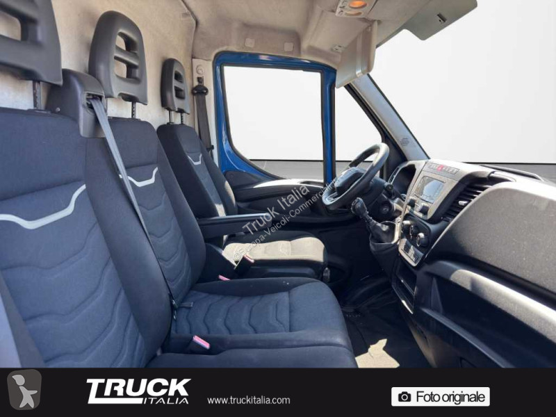 Veículo utilitário Iveco V
