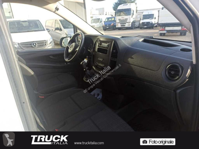 Veicolo commerciale Mercedes III