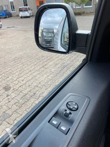 Autoutilitară Opel