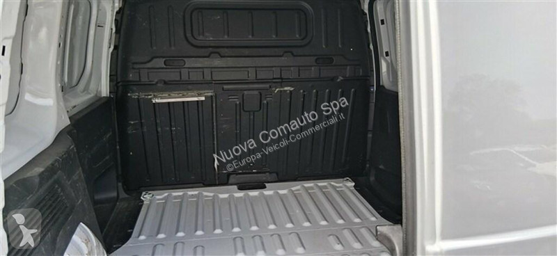 Veicolo commerciale Opel IV