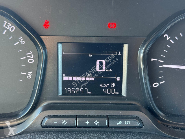 عربة نفعية Opel VIVARO 1.5 120 L2H1