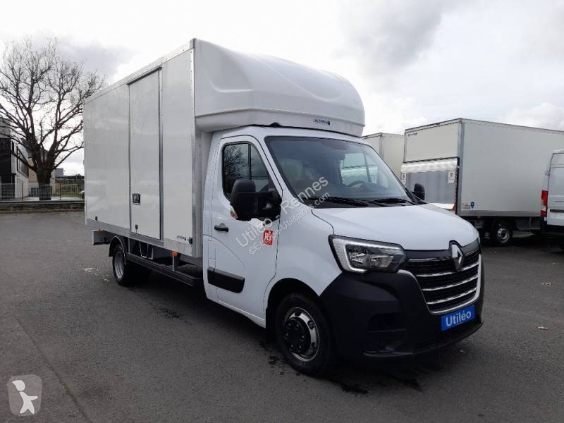 Samochód dostawczy Renault