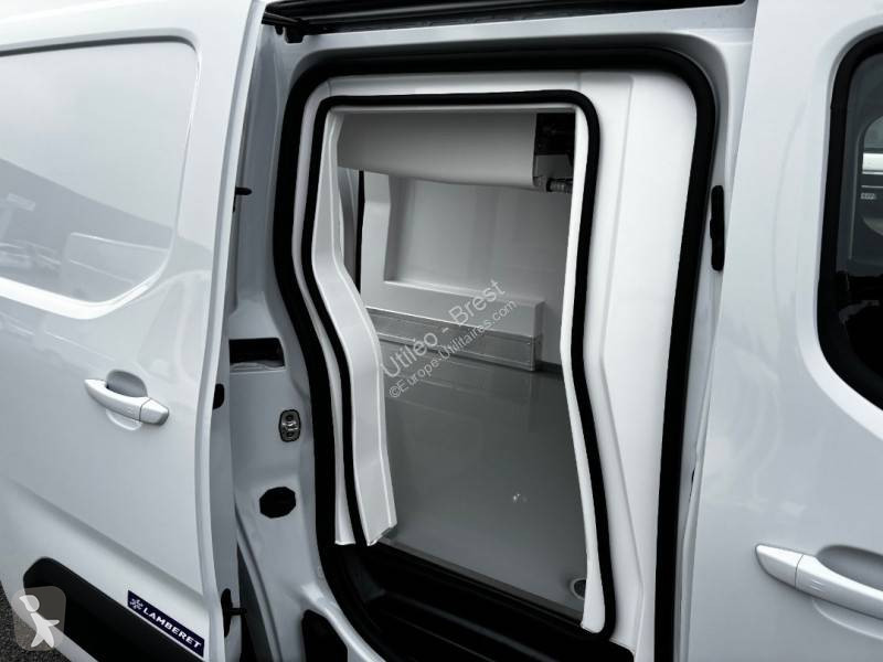 Samochód dostawczy Peugeot