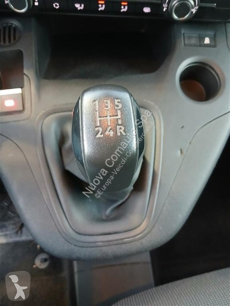 Véhicule utilitaire Toyota
